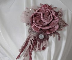 Vintage Style Statement Fabric Flower Brooch Pin Corsage in Dusty Rose