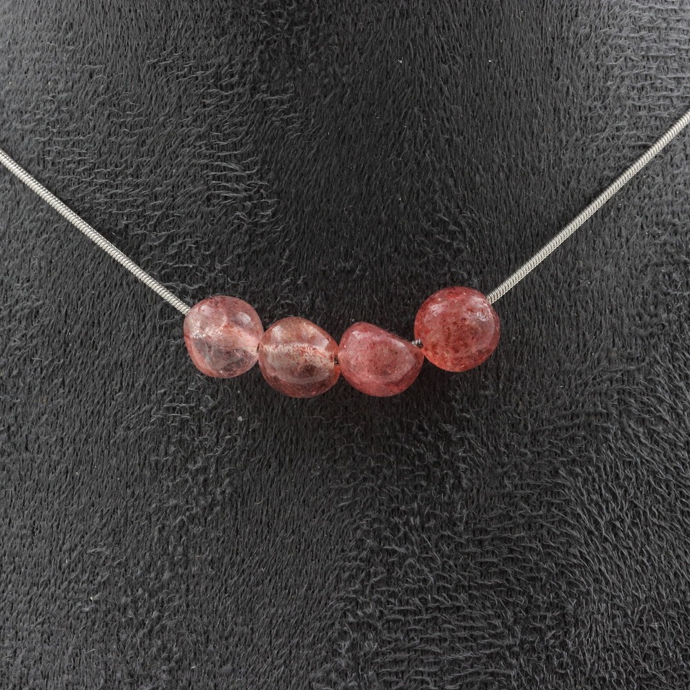 Necklace 4 beads Strawberry Quartz from Madagascar Steel chain Women