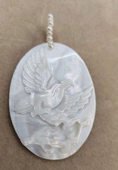 Vtg Mother Of Pearl handmade Bird carving With Pearl pendant 2.5″