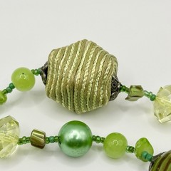 Green Venetian Art Glass Bead Necklace Lucite Fabric Lampwork Artisan 35-38”