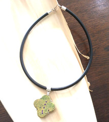 TASMANIAN STICHTITE 925 STERLING SILVER BLACK RUBBER PENDANT HANDMADE NEWi