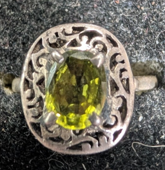 Vintage Filigree Dome Sterling Silver Ring Green Garnet, Size 6