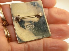 VINTAGE MEXICO ALPACA SILVER ENAMEL & INLAID MOTHER OF PEARL PIN!