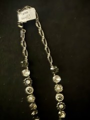 NEW! MARIANA NECKLACE SWAROVSKI CRYSTALS , W/$200 PRICE TAG!