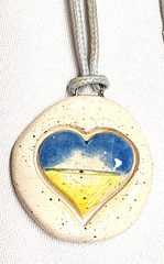 Rustic Heart White Yellow Blue Polymer Clay Oval Pendant Necklace 19″ Boho GUC