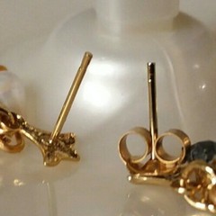 MaryBee Jewelry: Cobalt Blue Glass & Faux Pearl Pierced Earrings 03-01-2021