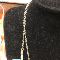 Turquoise / Teal Oval Drop Beads w/ Faceted Green Plastic Rhinestones Necklace
