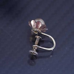Vintage vermeil gold over sterling Silver 925 screw back SINGLE EARRING! pearl