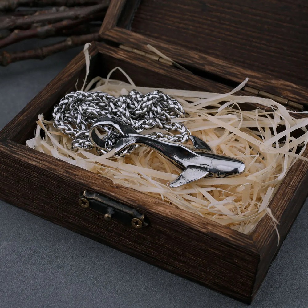 Stainless Whale Pendant 2 1/4×1 5/32in 0.61oz with Chain 23 5/8in Gift Set IN