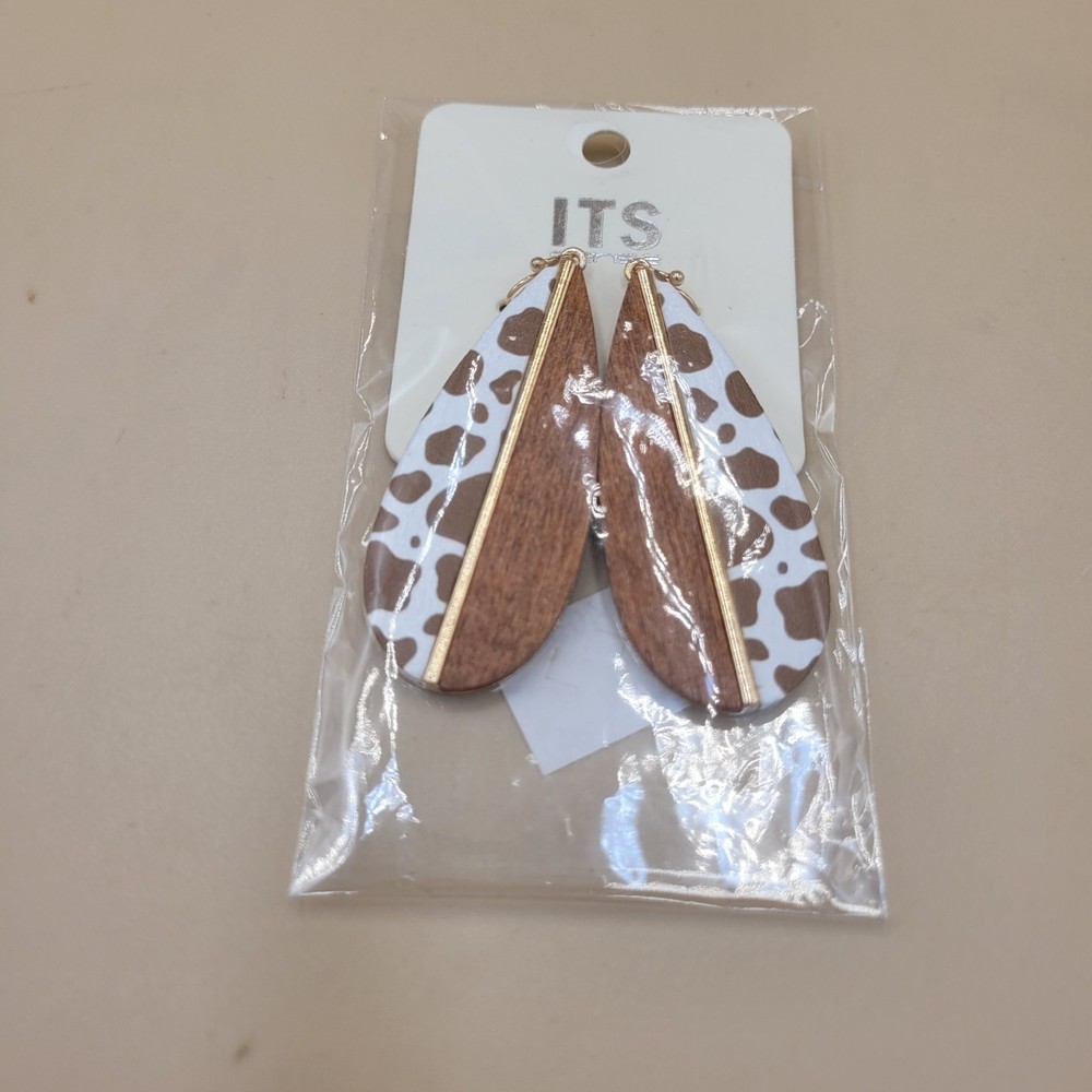 ITS Sense Earrings Cow Print And Brown Gold Pierced Lightweight New In Package
