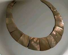 White_Black Mother Of PEARL Statement 16″ COLLAR NECKLACE Iridescent_REVERSIBLE