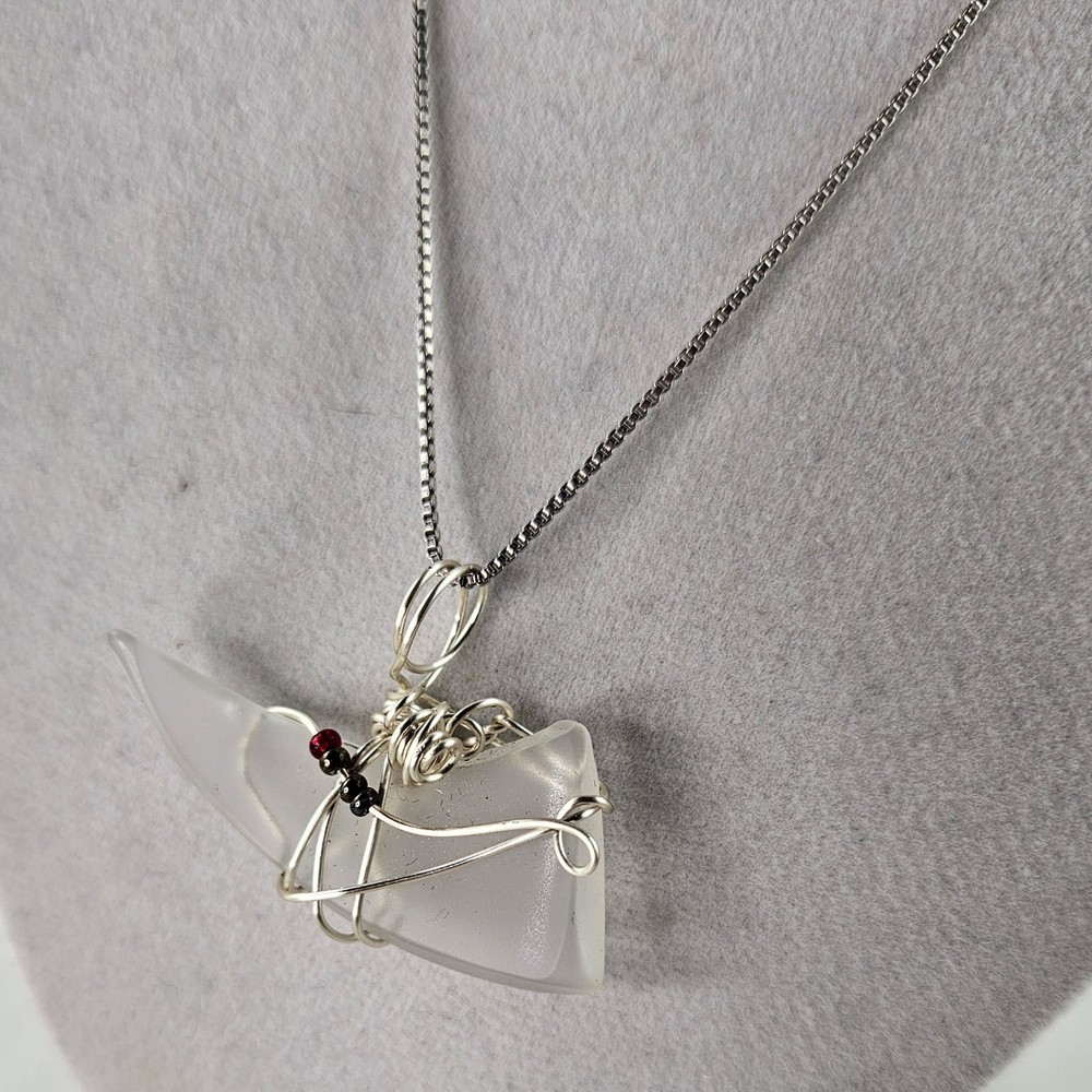 Sterling Silver Glass Pendant Artisan made & Sterling 18 in Chain [8793]