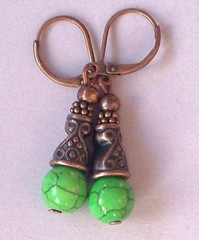 green HOWLITE TURQUOISE BALI Style earring COPPER LEVERBACK artisan X2