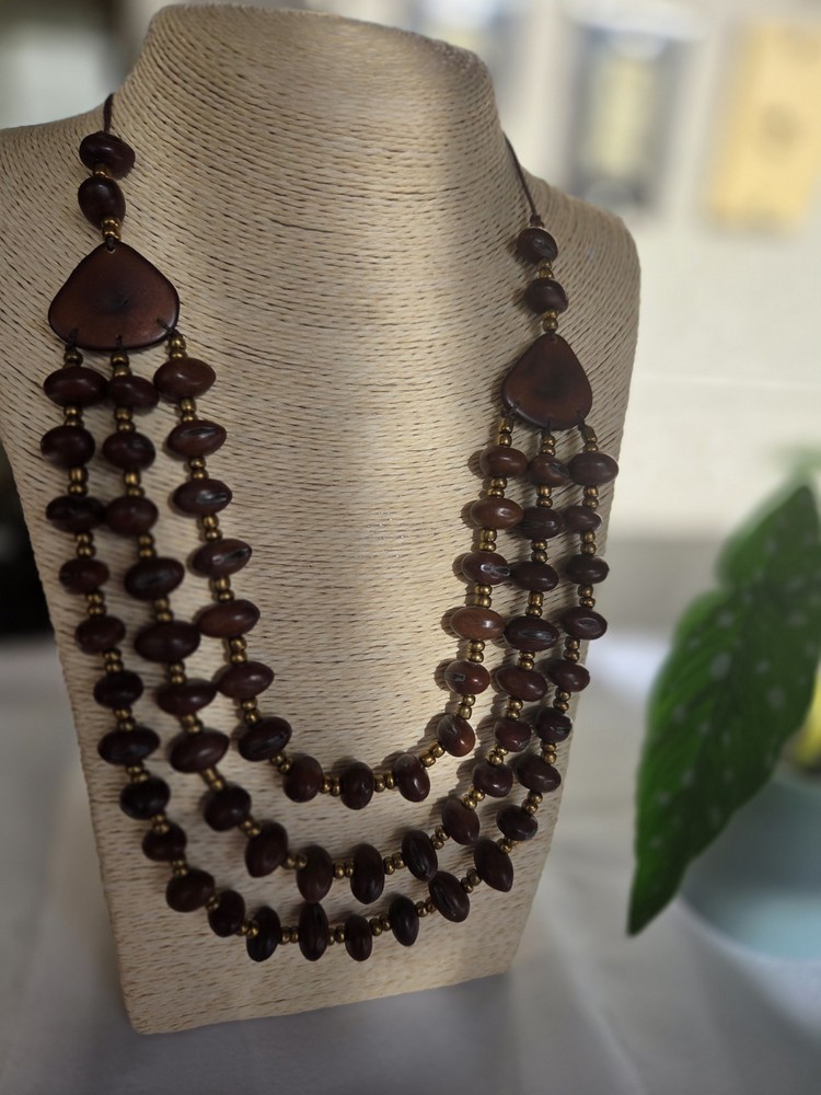 Handcrafted Tagua, Celebro Seeds Organic Necklce Brown Bronze made In Ecuador